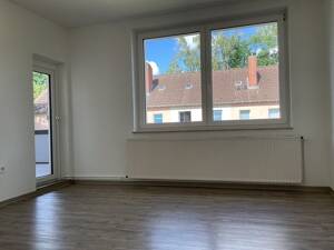 Ansprechende 3-Zi.-Wohnung mit Balkon in zentraler Lage