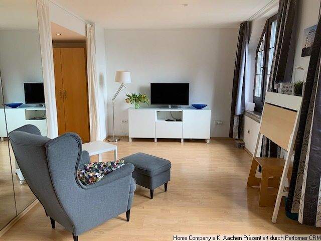 Aachen-City: Schick möbl. 1,5 Zi-Whng. mit Dachterrasse in bester Lage am Dom – Aachen – Vorschaubild 2