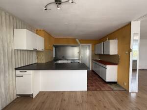 Zentrale 3,5-Zimmer-Wohnung im Stühlinger Quartier – 79106 Freiburg im Breisgau – Vorschaubild 2