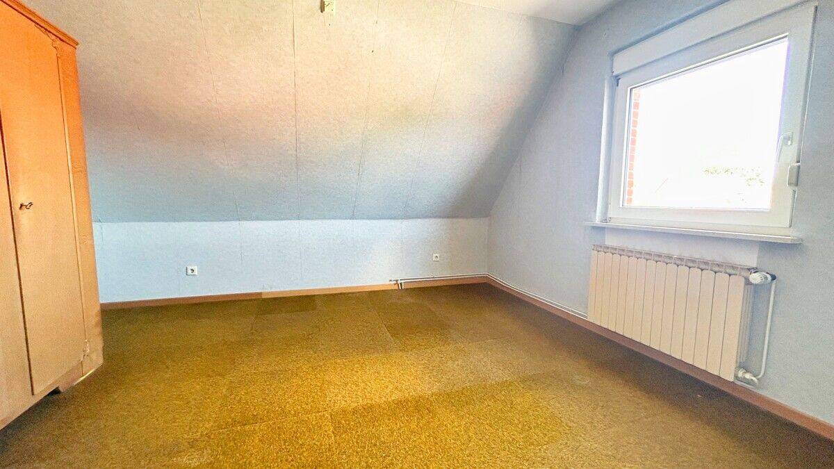 Doppelhaushälfte mit Potenzial, zahlreichen Nutzungsmöglichkeiten und vielfältigen Nebengebäuden – Emlichheim – Vorschaubild 7