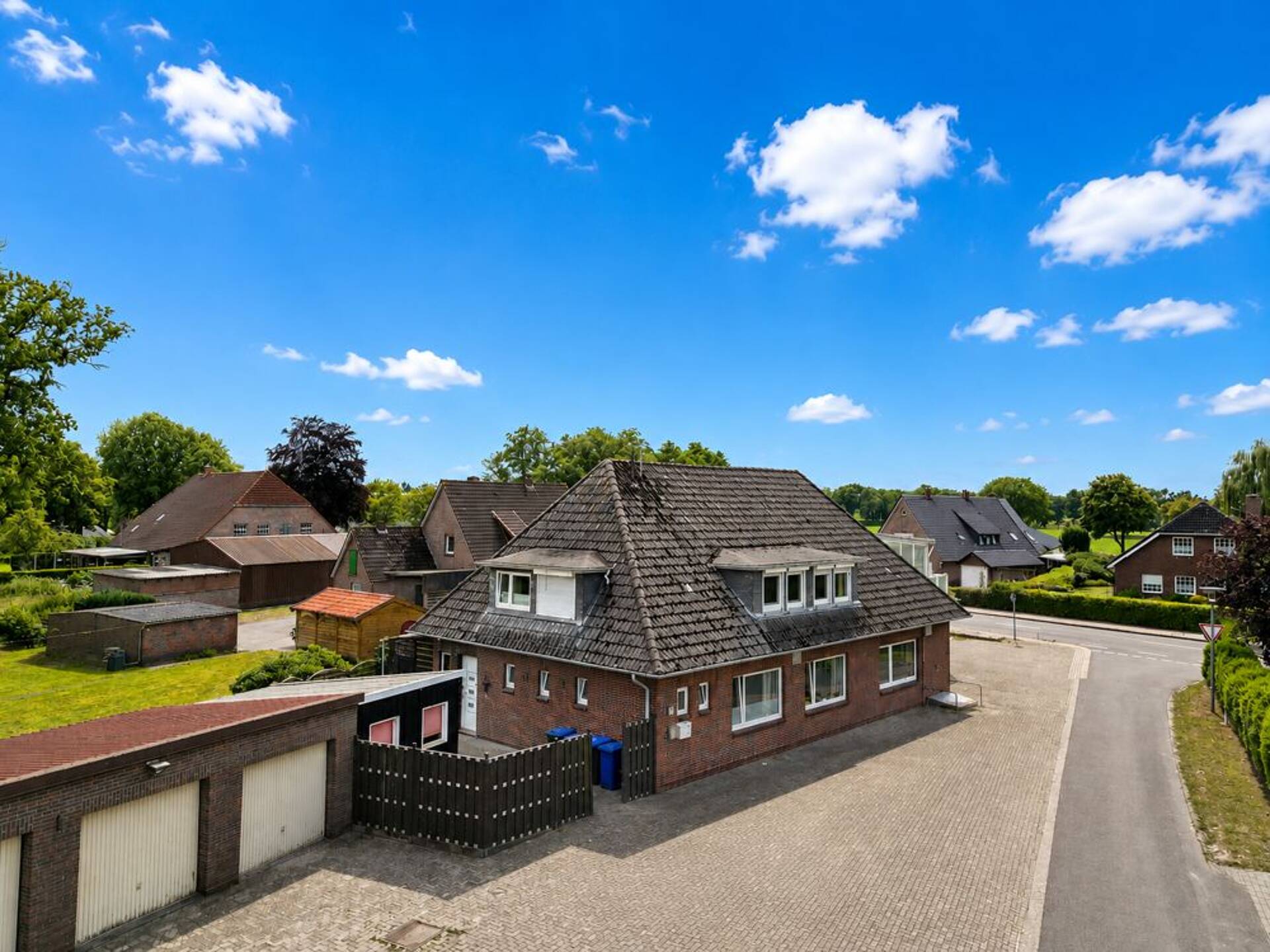 Haus in 26689 Apen / Godensholt mit 277,88 m² kaufen