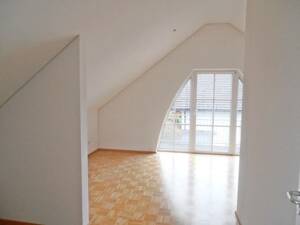 4 Zimmer-Wohnung mit Tageslichtbad und Balkon – 85051 Ingolstadt – Vorschaubild 2