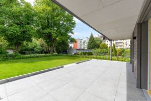 Hochwertig, neu und mit eigenem Garten in Düsternbrook