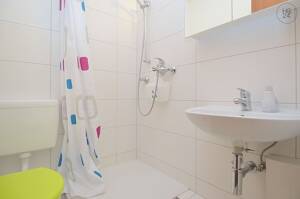 Möbliertes 1-Zimmer Apartment mit Aufzug und Tiefgaragenstellplatz in Mainz – 55122 Mainz – Vorschaubild 4