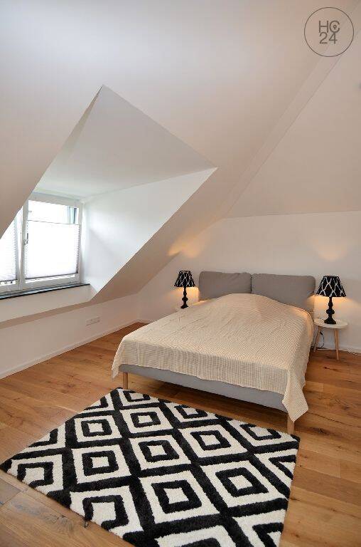 Augsburg City - voll möblierte Maisonette Wohnung mit 2 Schlafzimmern und Balkon – Augsburg – Vorschaubild 3