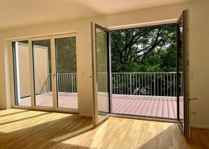 helle Penthaus Wohnung, uneinsehbare Dachterrasse, Blick in die Natur, gute Verkehrsanbindung, der Wald vor der Tür – 90453 Nürnberg – Vorschaubild 4