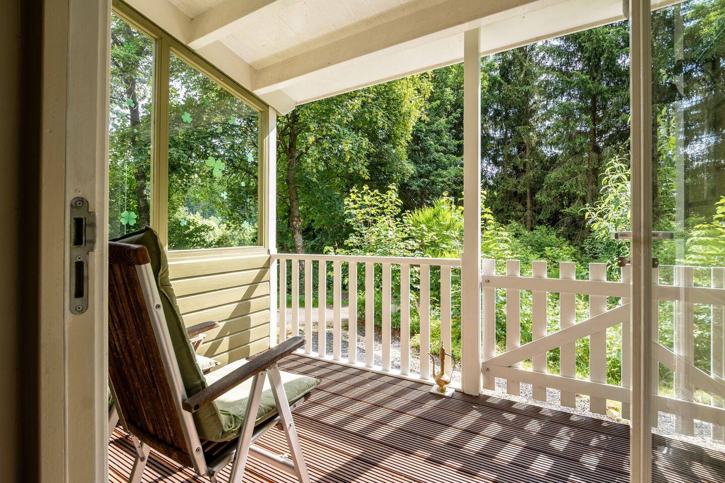 Ferienhaus im Schwedenstil im Landal Park Stadtkyll I 2 Veranden I Carport I PROVISIONSFREI – Stadtkyll – Vorschaubild 4