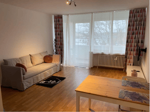 Sehr gepflegte helle und voll ausgestattete und bezugsfreie Wohnung