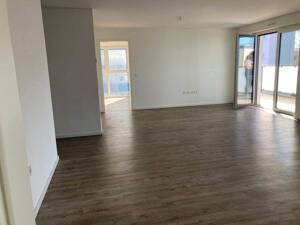 **Moderne und helle 4-Raum Wohnung** – 44795 Bochum – Vorschaubild 2