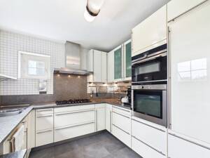Familienparadies mit Wow-Effekt: Gartenidylle, Wintergarten & Kaminwärme in Vaihingen – 70569 Stuttgart – Vorschaubild 5