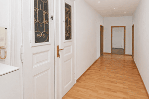 5-Zimmer-Wohnung mit Balkon und Stellplatz in Vierfamilienhaus – 4249 Leipzig – Vorschaubild 2