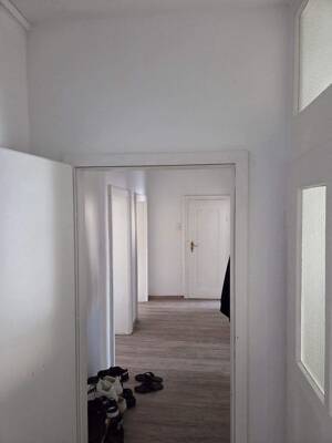 vollmöbliertes WG Zimmer in 4er WG – 97070 Würzburg – Vorschaubild 6