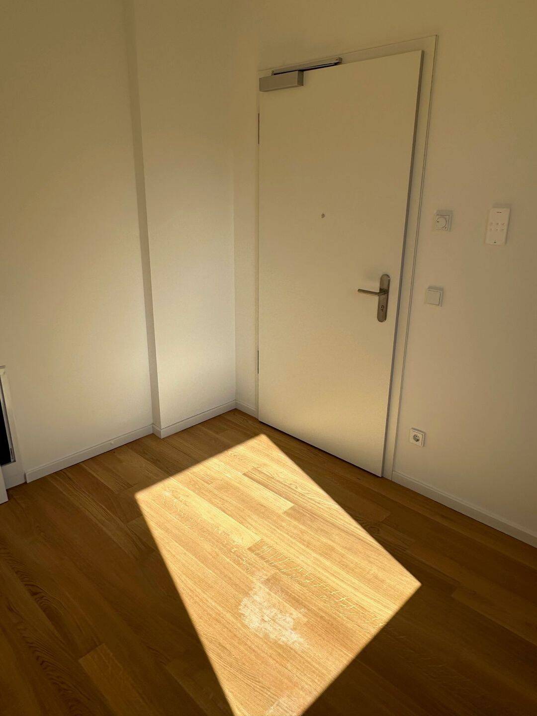 Neubau/Erstbezug – Lichtdurchflutete 3-Zimmer Staffelgeschosswohung mit Dachterrasse – Hamburg – Vorschaubild 9