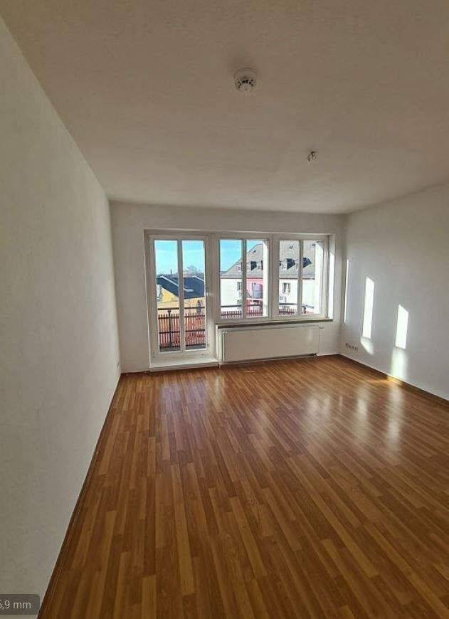 Einziehen und wohlfühlen in der attraktiven Zwei-Zimmer-Wohnung mit Balkon – Chemnitz – Vorschaubild 5