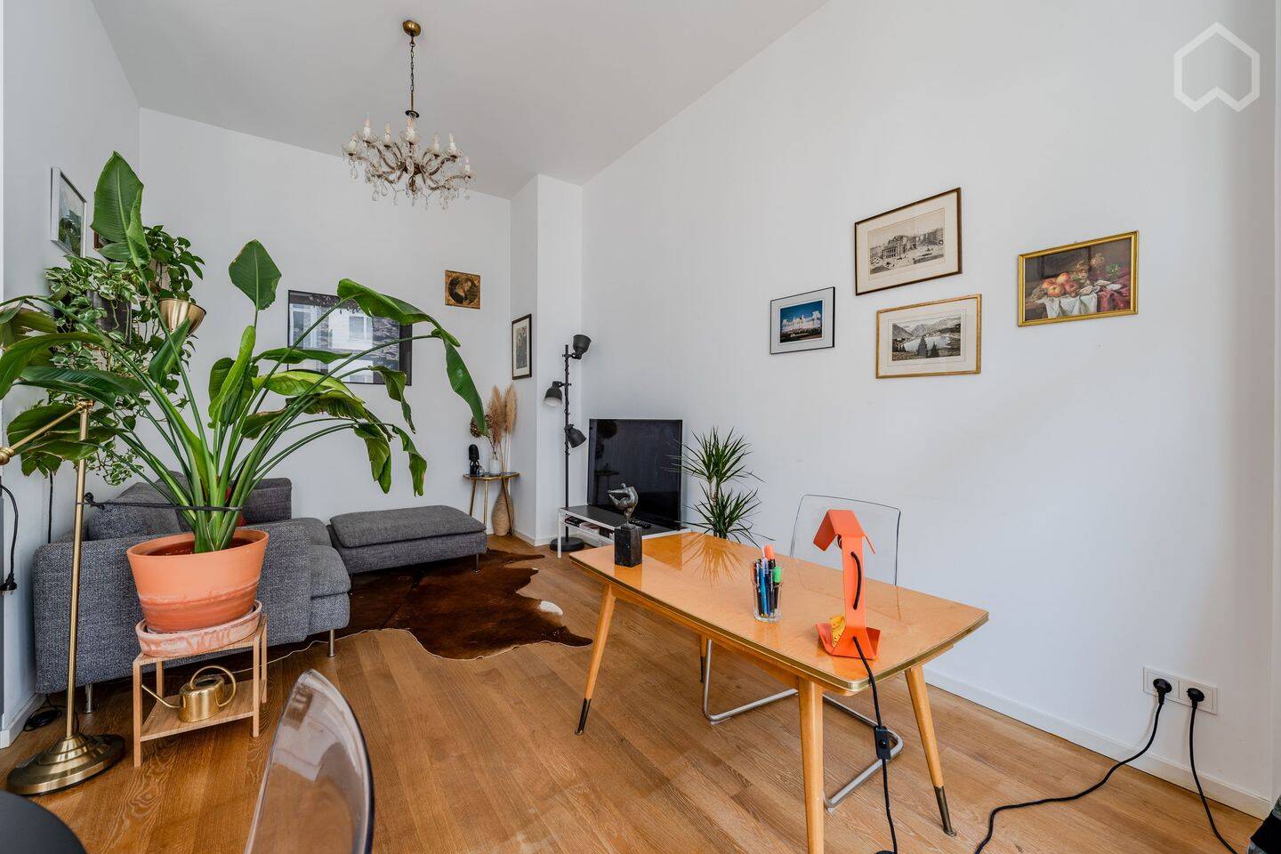 Stilvolles Appartement im Herzen Berlins (Mitte): Historisches Gebäude trifft modernes Design – Berlin – Vorschaubild 7