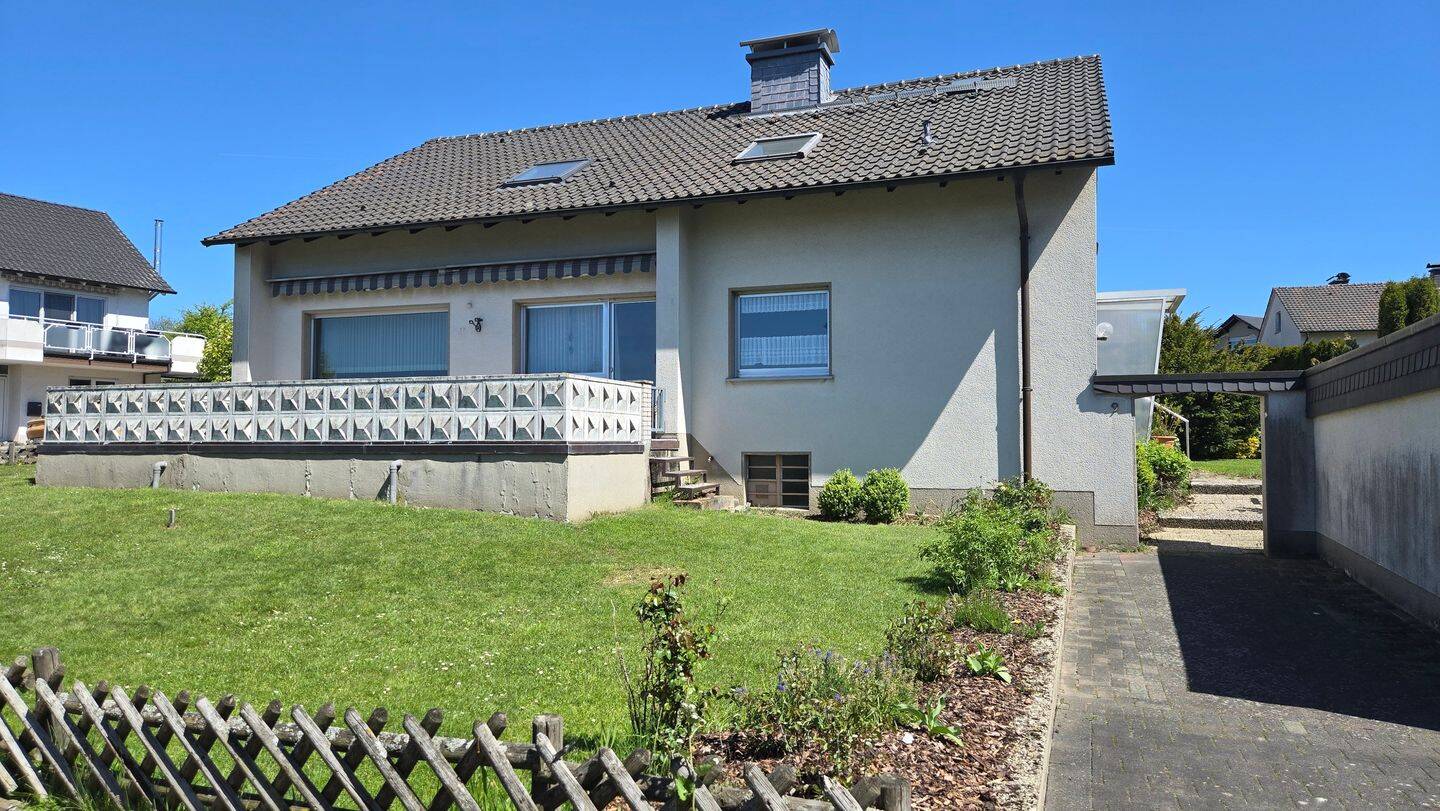 2-FH in sehr ruhiger, beliebter Wohnlage von Ense Hünningen – Ense – Bild 1 von 9