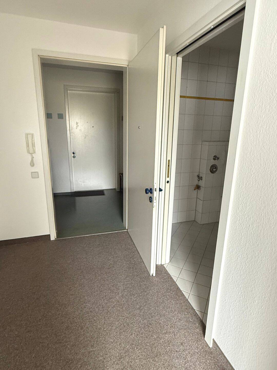 BARRIEREFREI - APARTMENT mit BALKON - SENIOR LIVING - – Chemnitz – Vorschaubild 8