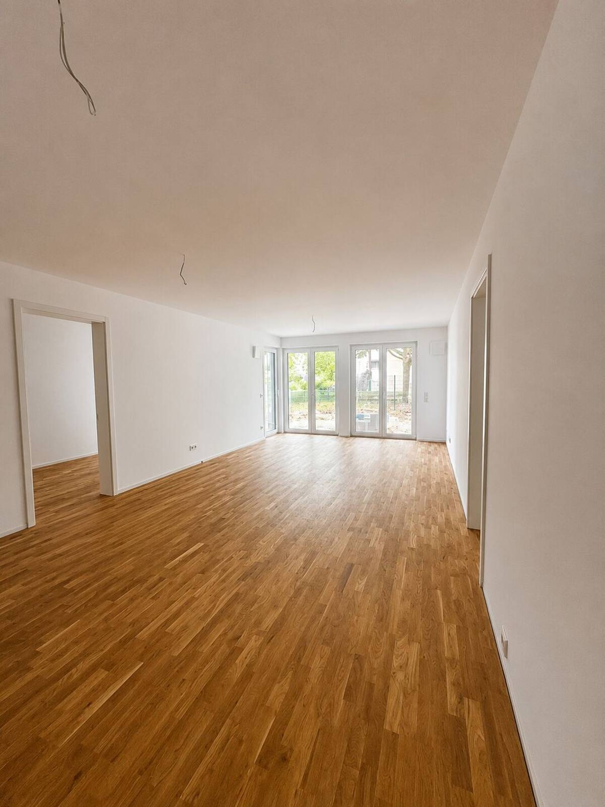 Ihre neue 3 Zimmerwohnung im Erstbezug mit Terrasse. – 1127 Dresden – Bild 1 von 8