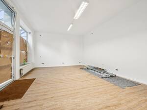 Vielseitiges Immobilien-Ensemble in Reisholz: bereits geteiltes MFH, Gewerbe und Garagenhof – 40599 Düsseldorf – Vorschaubild 9