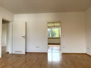 Ruhig wohnen: Renovierte 3-Zimmer-Wohnung mit Blick ins Grüne | Stellplatz – 45884 Gelsenkirchen – Vorschaubild 9