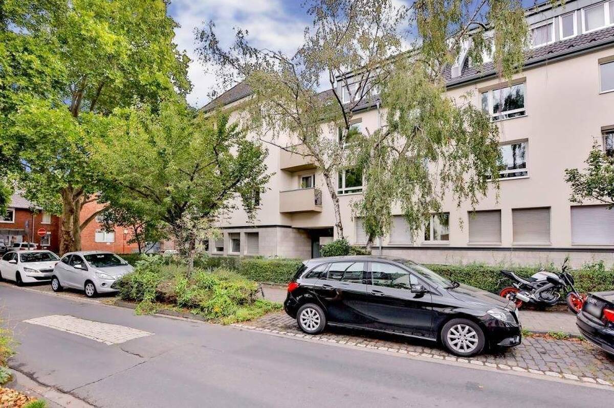 Besondere Aktion: Verkäufer erstattet Kaufnebenkosten - zeitlich begrenzt - siehe Sonstiges (!) – Achterstr. 68, 50678 Köln – Bild 1 von 9