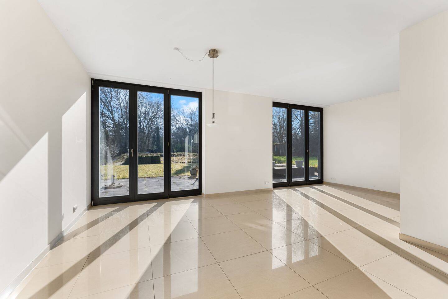Architektur trifft Freiheit - Bauhausvilla mit Seezugang und Wellnessbereich – Oldenburg – Vorschaubild 6