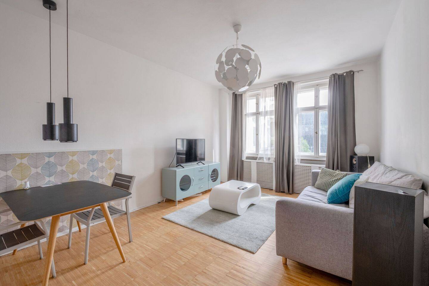 Helle 2-Zimmer-Wohnung zwischen Boxhagener Kiez und Samariterviertel
