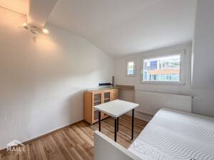 Großzügige 6 Zimmer Wohnung in zentraler Lage - WG geeignet – 70180 Stuttgart – Vorschaubild 4