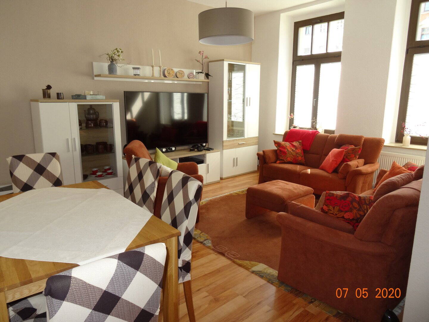 Ihr Zuhause auf Zeit: Helle 2-Zi.-Wohnung mit hochwertiger Ausstattung & Balkon