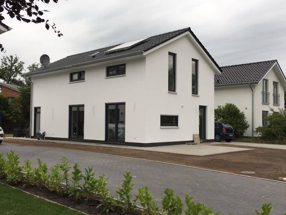 Erstbezug: Exklusives Einfamilienhaus ! Gehobene Ausstattung, Top Energiewerte zum 01.11.2026