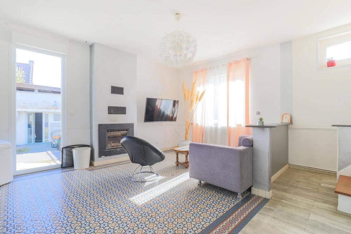 Appartement 8 pièces 152 m² · à Abancourt · 152 m² · 225 000 €