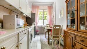 Charmante 2-Zimmer-Wohnung mit Loggia im denkmalgeschützten Altbau – 13407 Berlin – Vorschaubild 4
