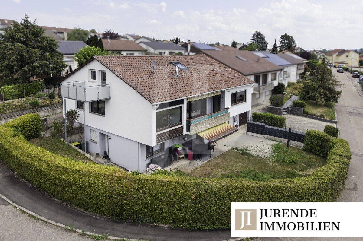 Dreifamilienhaus in schöner Lage von Enzberg