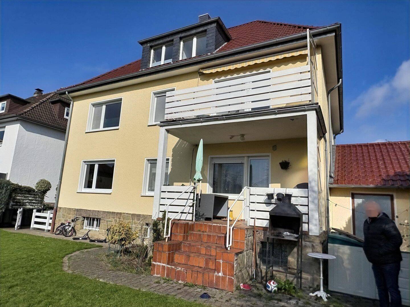 Attraktives Dreifamilienhaus in zentraler Lage von Lemgo – Lemgo – Vorschaubild 2