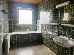 "Garten statt Balkon: Familienfreundliche 4,5 Zimmer in Stuttgart-Sillenbuch" – 70619 Stuttgart – Vorschaubild 8
