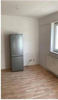 Studis & Azubis aufgepasst: Coole Bude mit Einbauküche + Balkon – Chemnitz – Vorschaubild 4