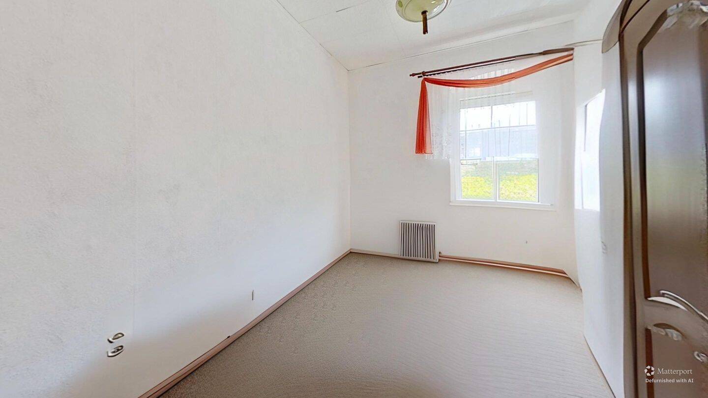 Geräumiges Zweifamilienhaus mit 7 Zimmern in Stendal – Stendal – Vorschaubild 6