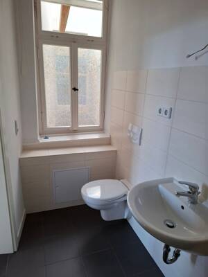 Helle 2-Zimmer-Wohnung am Obermarkt in Freiberg – mit Blick auf die Petrikirche – 9599 Freiberg – Vorschaubild 3