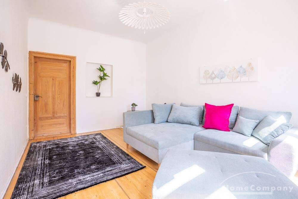 28043 HomeCompany Möbliert/Furnished 4-Zimmer Wohnung in Leipzig max. 6 Personen – Leipzig – Vorschaubild 2