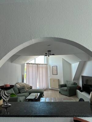 Helle 3,5-Zi. DG-Wohnung mit EBK, 2 Balkonen, Stellplatz & Keller in Bestlage von Reichshof-Eckenhagen – 51580 Reichshof – Vorschaubild 6