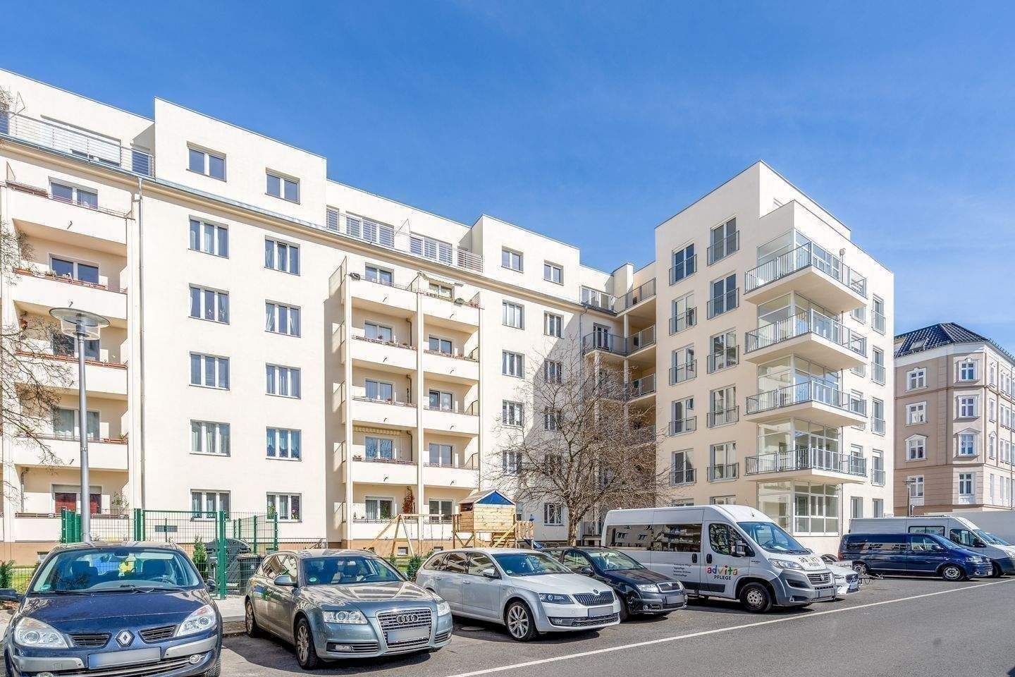 Erstbezug möglich! 5-Zi.-Familienwohnung im Neubau – 0172-3261193 (Besichtigung 7 Tage die Woche möglich)