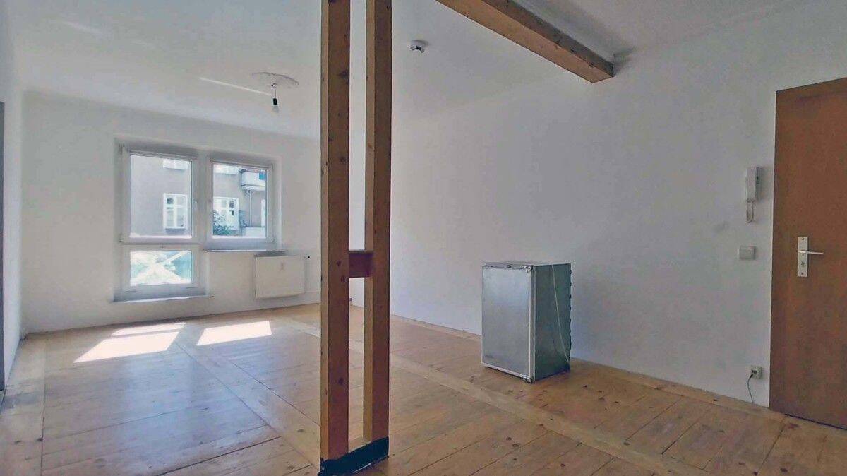 Vermietete 2,5 Zimmer-Wohnung in Friedrichshain nahe Treptower Park – Berlin – Vorschaubild 2