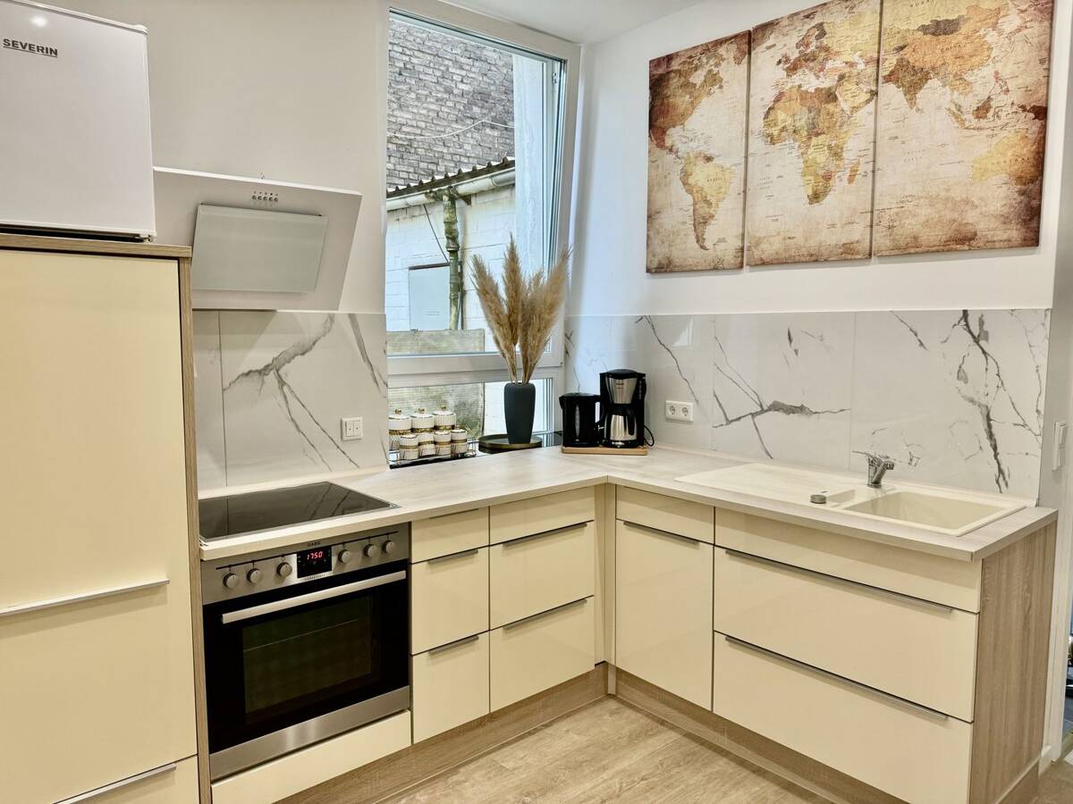 Studentenapartment vollständig möbliert mit Küche WIFI Fußbodenheizung nähe UNI Dortmund Dorstfeld – 44149 Dortmund – Bild 1 von 9