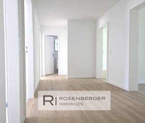 Leerstehende, energetisch sanierte 4 Zimmerwohnung