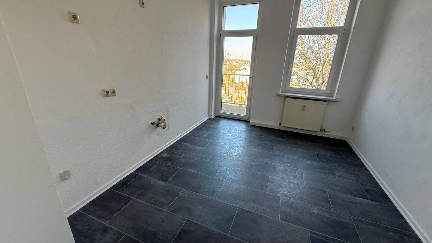Wohnen im 3.OG auf dem Kaßberg ! Bad mit Fenster & Wanne / TG-Stellplatz mögl. – Chemnitz – Vorschaubild 4