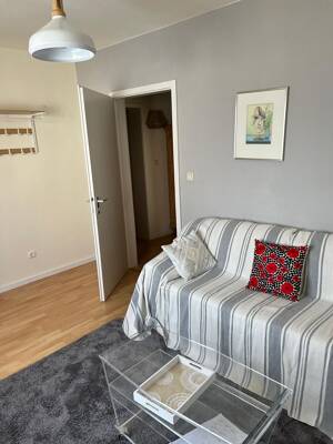Renovierte teilmöblierte 4 Zimmerwohnung befristet auf 2 Jahre zu vermieten! – 70619 Stuttgart – Vorschaubild 6
