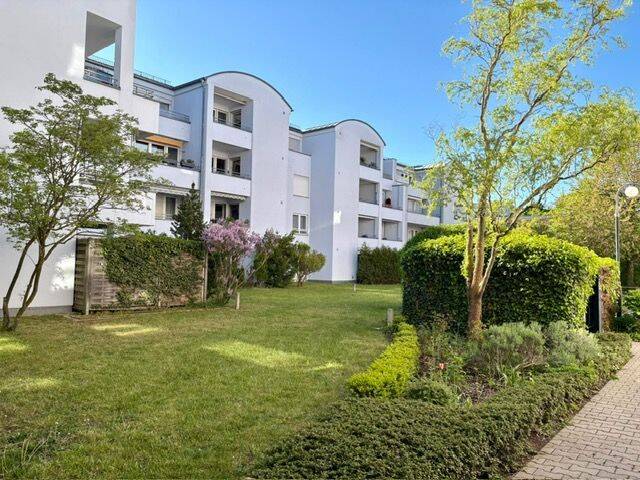 Schöne 3 Zimmer-Wohnung im 3.OG -2 Balkone -Aufzug- 90449 Nürnberg – Nürnberg – Vorschaubild 6