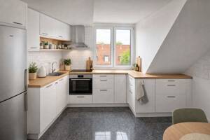 Renovierte 3-Zimmer-Dachgeschosswohnung (WG geeignet) – 81377 München – Vorschaubild 2