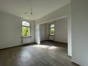 Etwas Besonderes: Hochwertig renovierte 3 Zimmerwohnung mit extra Esszimmer und eigenem Garten* – 44339 Dortmund – Vorschaubild 4