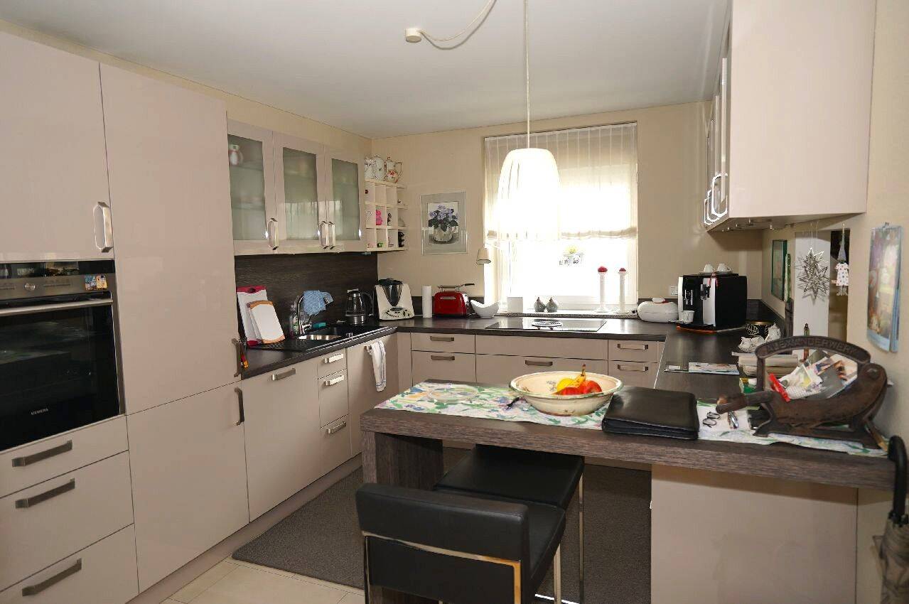 Modern ausgestattete 5-Zimmer-Wohnung mit Balkon und Carport am Rande der Waldsiedlung! – Leverkusen – Vorschaubild 6